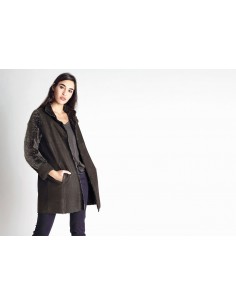 Abrigo para mujer en piel vuelta (100% cordero)