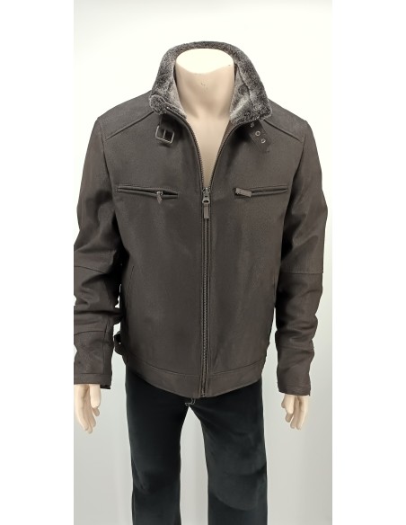 Chaqueta de piel con forro interno de pelo