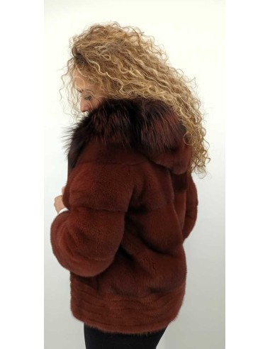 Chaqueta de visón con capucha de pelo