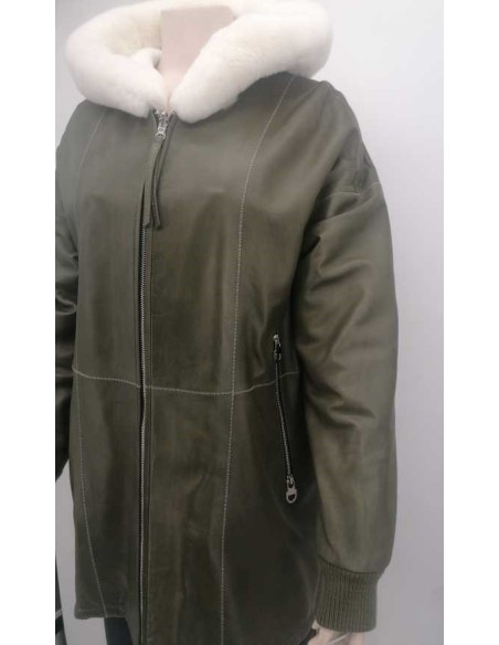 Gabardina  de piel reversible para mujer