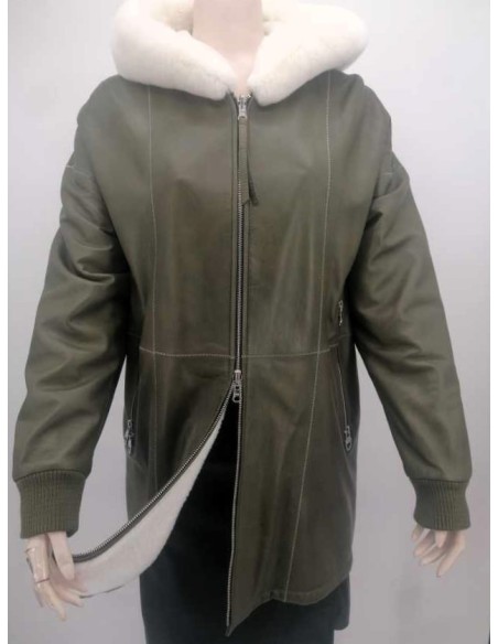 Gabardina  de piel reversible para mujer