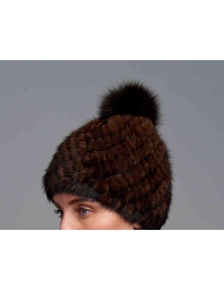 Gorro de visón tricotado con pompón
