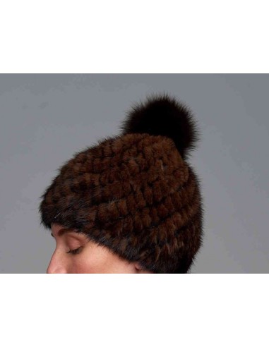 Gorro de pelo con pompón