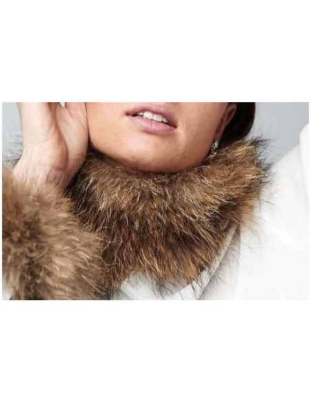 Cuello de pelo largo