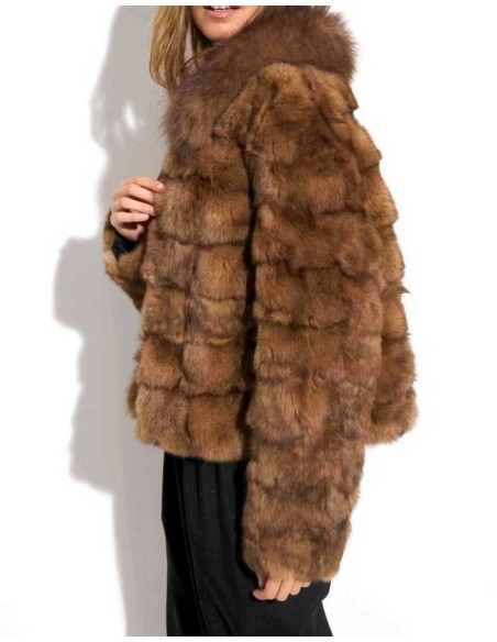 Chaqueta de pelo con cuello de zorro