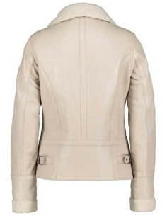 Cazadora de piel con forro de pelo 2