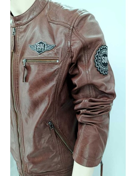 Cazadora de cuero