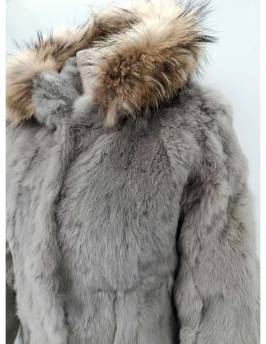 Abrigo de pelo con capucha