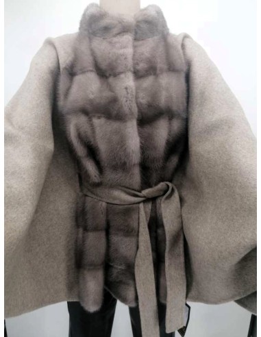 Capa de mujer visón con cachemira
