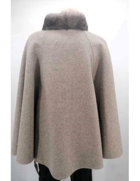 Capa de mujer visón con cachemira