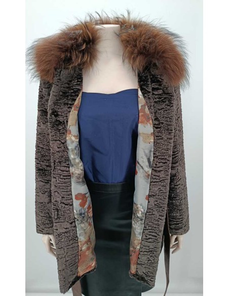 Chaquetón de textil con cuello de pelo