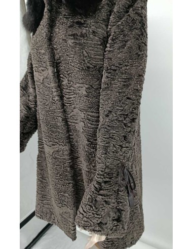 Abrigo de pelo sintético con cuello de zorro