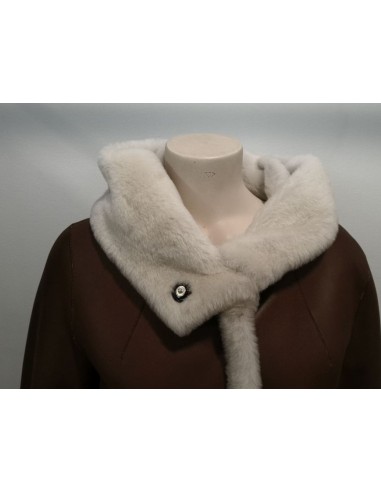 Chaqueta de piel vuelta reversible con capucha