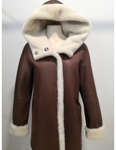 Chaqueta de piel vuelta reversible con capucha