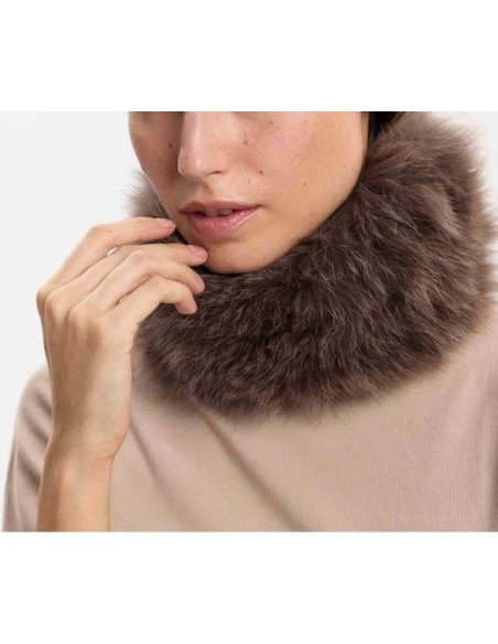 Cuello de pelo largo