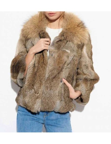Chaqueta con cuello de pelo