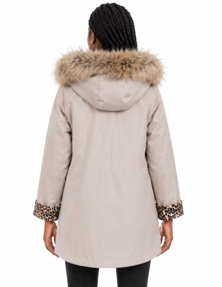 Poncho de piel reversible